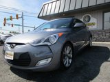 Used 2017 Hyundai Veloster image 4