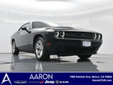 Used 2023 Dodge Challenger SXT image 2