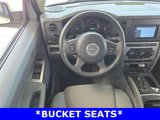 Used 2006 Jeep Commander 4WD image 4