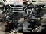 Used 2016 Nissan Sentra S image 5