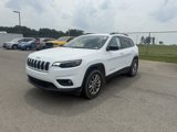 Used 2022 Jeep Cherokee Latitude Lux w/ Mopar Interior Package image 3