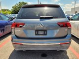 Used 2018 Volkswagen Tiguan SE w/ Panoramic Sunroof Package image 4