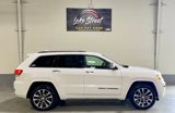 Used 2017 Jeep Grand Cherokee Overland image 2