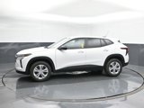 Used 2025 Chevrolet Trax LS image 2