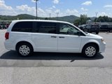 Used 2019 Dodge Grand Caravan SE w/ UConnect Hands-Free Group image 4