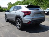 Used 2024 Chevrolet Trax RS w/ Sunroof Package image 4