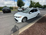 Used 2018 Toyota Camry LE image 3