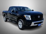 Used 2021 Nissan Titan SV w/ SV Convenience Package image 3