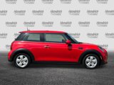 Used 2022 MINI Cooper 2-Door Hardtop image 3