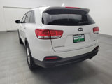 Used 2018 Kia Sorento LX image 6