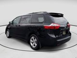 Used 2018 Toyota Sienna LE image 3