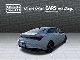 Used 2021 Hyundai Elantra Limited image 5