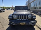 Used 2018 Jeep Wrangler Unlimited Sahara image 4