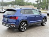 Certified 2024 Volkswagen Taos SE image 5