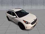 Used 2019 Kia Niro S Touring image 2