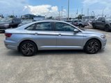 Used 2019 Volkswagen Jetta SEL Premium image 5