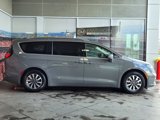 Used 2021 Chrysler Pacifica Touring-L image 4