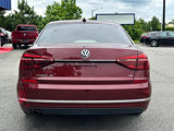 Used 2017 Volkswagen Passat 1.8T SE image 4