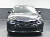 Used 2020 Toyota Camry LE image 3