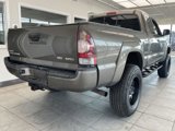 Used 2010 Toyota Tacoma 4x4 Access Cab V6 image 5
