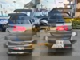 Used 2016 Volkswagen e-Golf SE w/ DC Fast Charging Package image 5