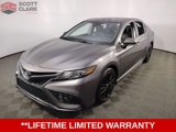 Used 2023 Toyota Camry SE image 3