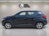 Used 2020 Nissan Kicks S image 2