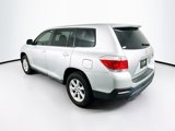 Used 2013 Toyota Highlander FWD image 5