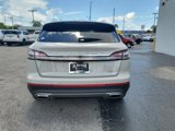 Used 2022 Lincoln Nautilus Reserve image 5