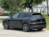 Certified 2023 Porsche Cayenne Platinum Edition image 3