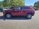 Used 2022 Jeep Compass Latitude image 2