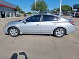 Used 2010 Nissan Altima 2.5 S w/ Convenience Pkg image 3
