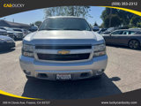 Used 2014 Chevrolet Suburban LT image 2