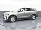 Used 2019 Kia Sorento LX image 2