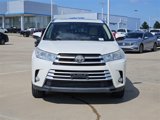 Used 2017 Toyota Highlander XLE image 2