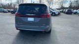 New 2025 Chrysler Pacifica Select image 6