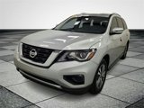 Used 2018 Nissan Pathfinder S image 3