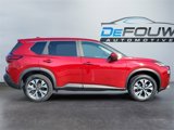 Used 2023 Nissan Rogue SV image 2