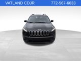 Used 2015 Jeep Cherokee Sport image 3