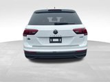 Certified 2022 Volkswagen Tiguan SE w/ Panoramic Sunroof Package image 6