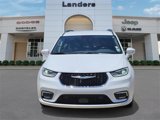 Used 2021 Chrysler Pacifica Touring-L image 2