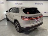 Used 2022 Lincoln Nautilus Reserve image 4