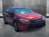 Used 2017 Toyota Camry SE image 3
