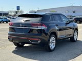 Used 2021 Volkswagen Atlas Cross Sport SE image 5