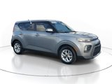 Used 2022 Kia Soul LX w/ Technology Package image 2