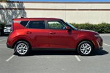 Used 2023 Kia Soul LX w/ LX Technology Package image 3