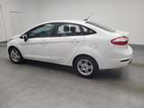 Used 2017 Ford Fiesta SE image 3