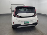 Used 2023 Kia Soul LX w/ LX Technology Package image 6