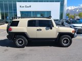Used 2010 Toyota FJ Cruiser 4WD image 2