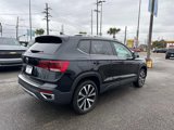 Used 2024 Volkswagen Taos SE w/ MDO Package image 5